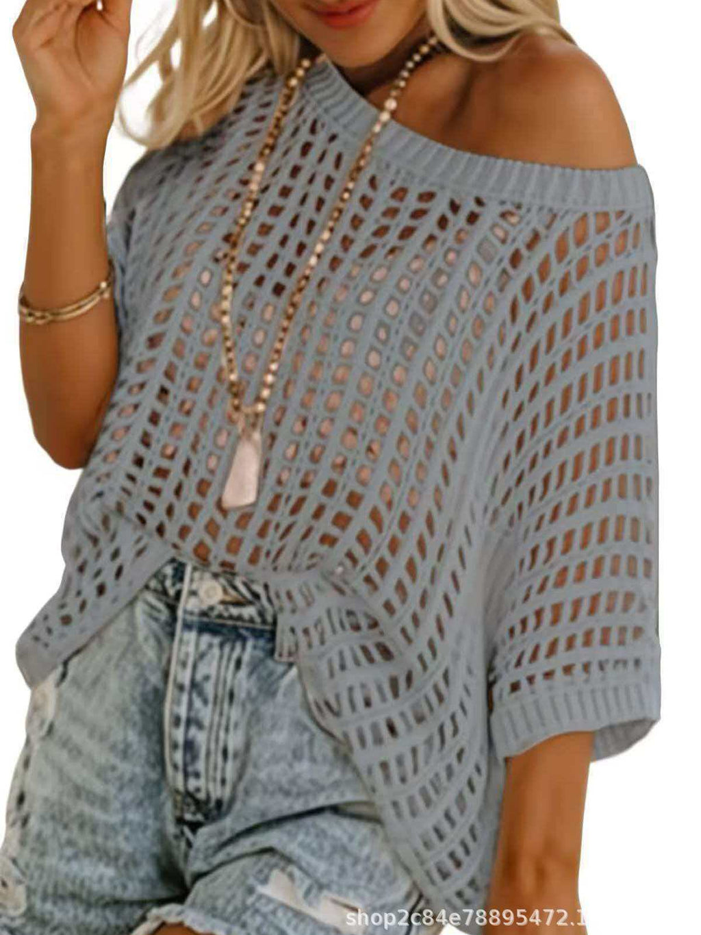 New Cutout Knit Top