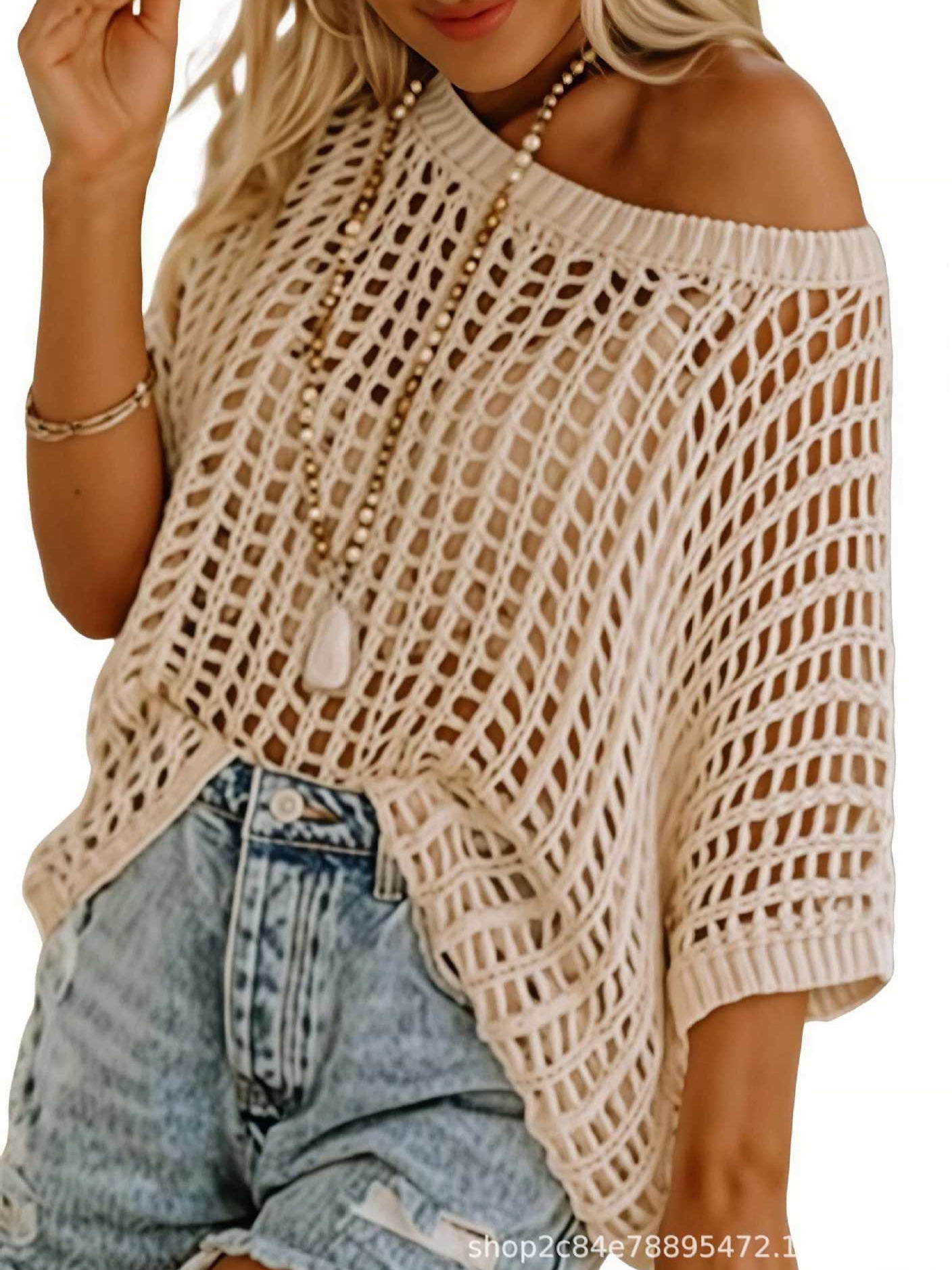 New Cutout Knit Top